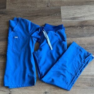 Figs Scrub Set